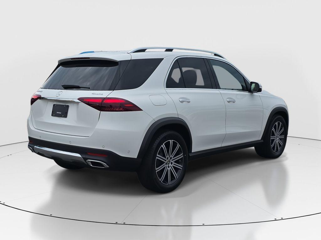 new 2025 Mercedes-Benz GLE 450 car, priced at $73,745