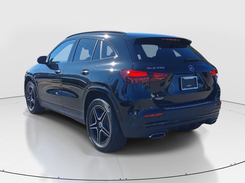 new 2025 Mercedes-Benz GLA 250 car, priced at $51,810