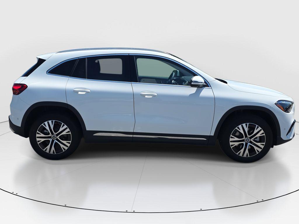 new 2026 Mercedes-Benz GLA 250 car, priced at $48,980