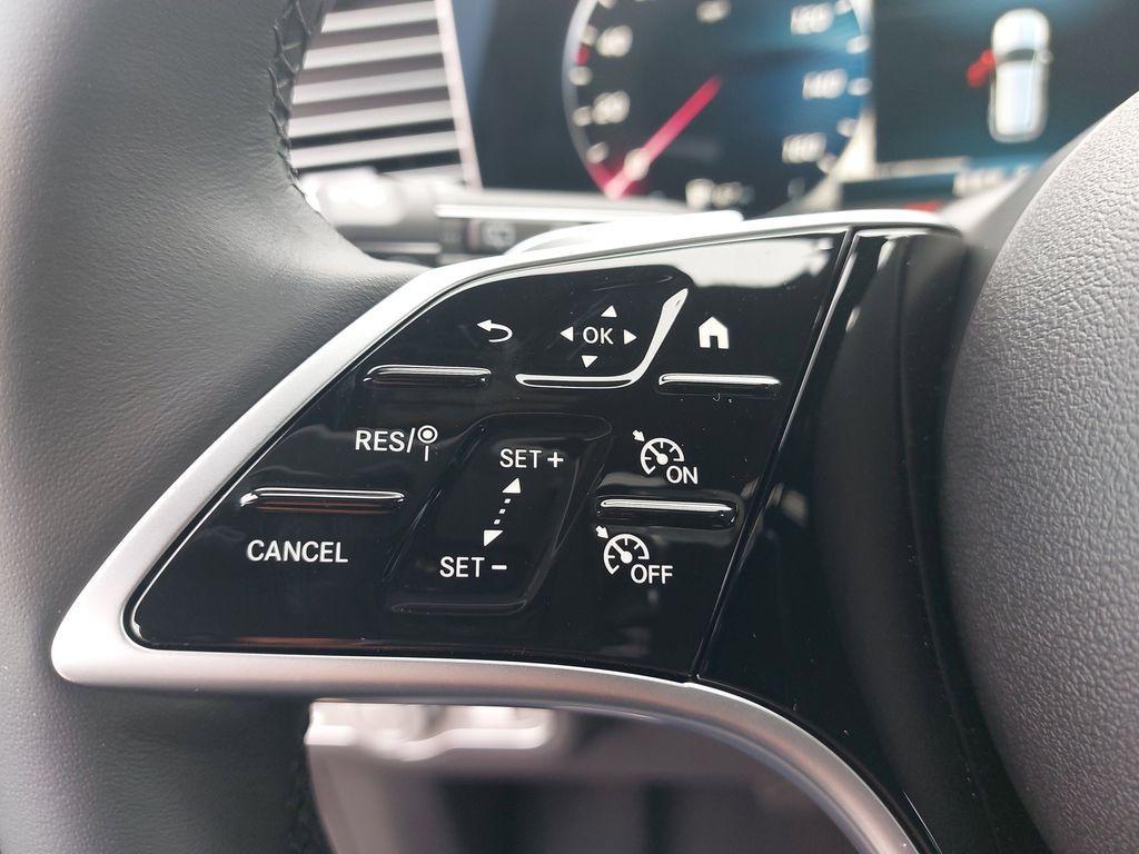 new 2025 Mercedes-Benz GLE 350 car, priced at $67,855