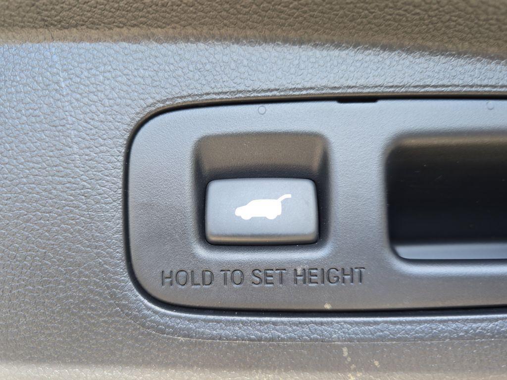 used 2023 Honda CR-V car, priced at $29,567