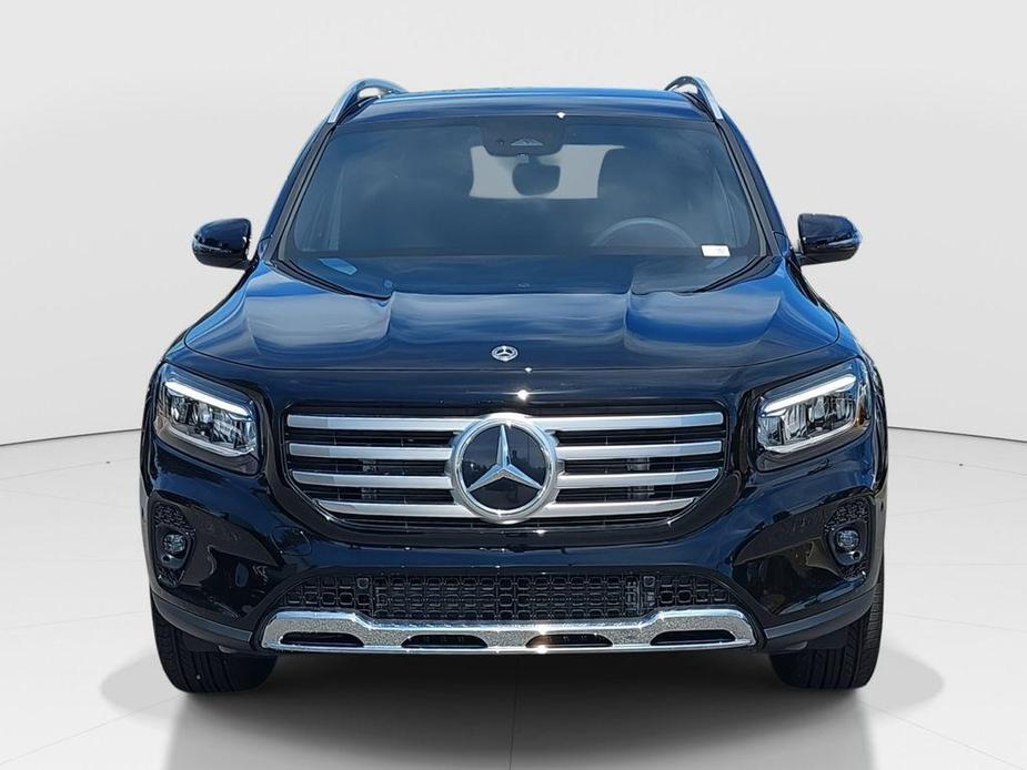 new 2025 Mercedes-Benz GLB 250 car, priced at $47,145