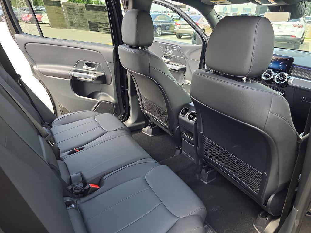 used 2025 Mercedes-Benz GLB 250 car, priced at $45,832