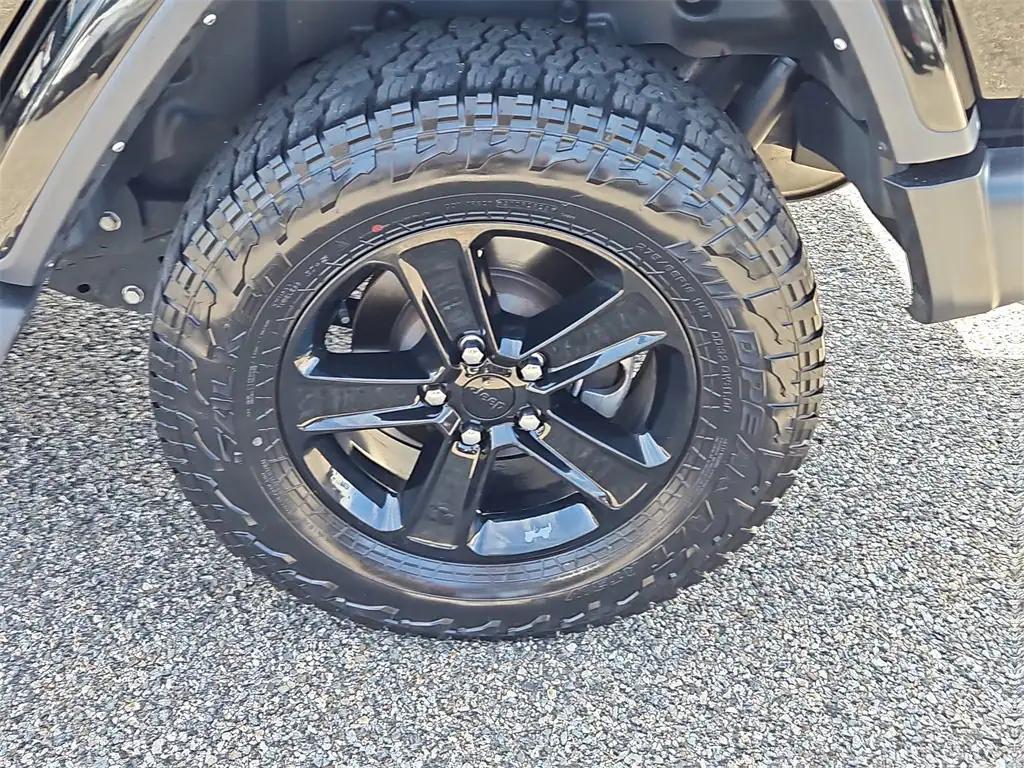 used 2022 Jeep Wrangler Unlimited car, priced at $30,887