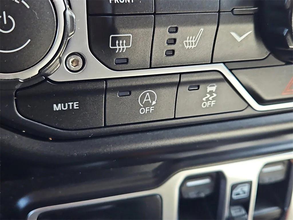 used 2022 Jeep Wrangler Unlimited car, priced at $30,887