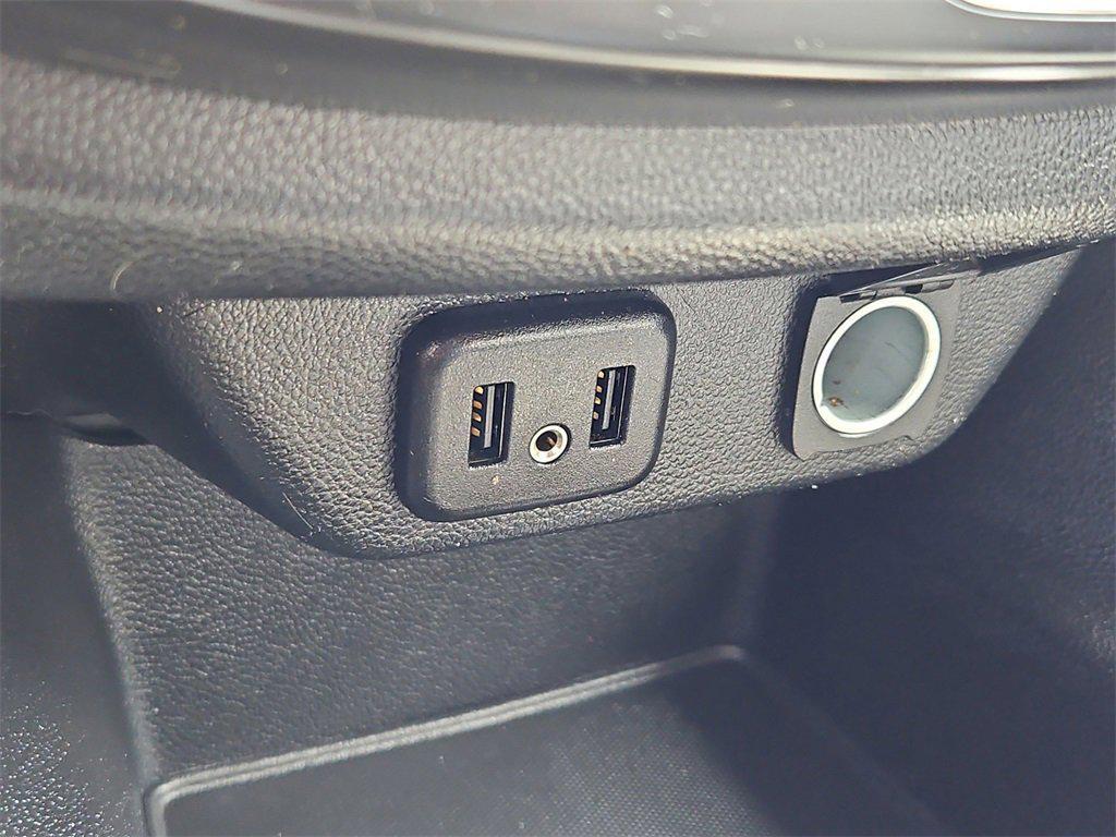 used 2019 Chevrolet Traverse car, priced at $22,987