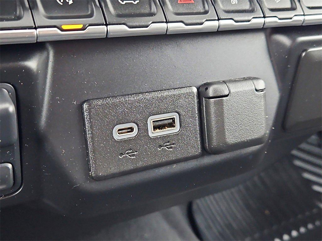 used 2021 Chevrolet Silverado 1500 car, priced at $37,662