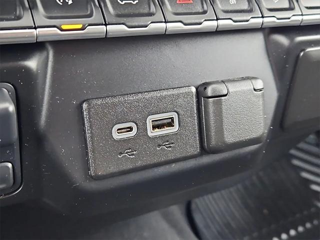 used 2021 Chevrolet Silverado 1500 car, priced at $39,487