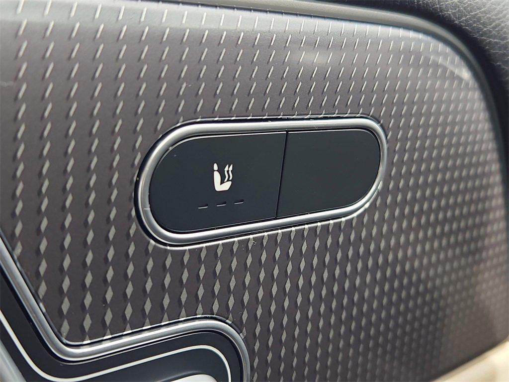 used 2021 Mercedes-Benz GLB 250 car, priced at $29,887