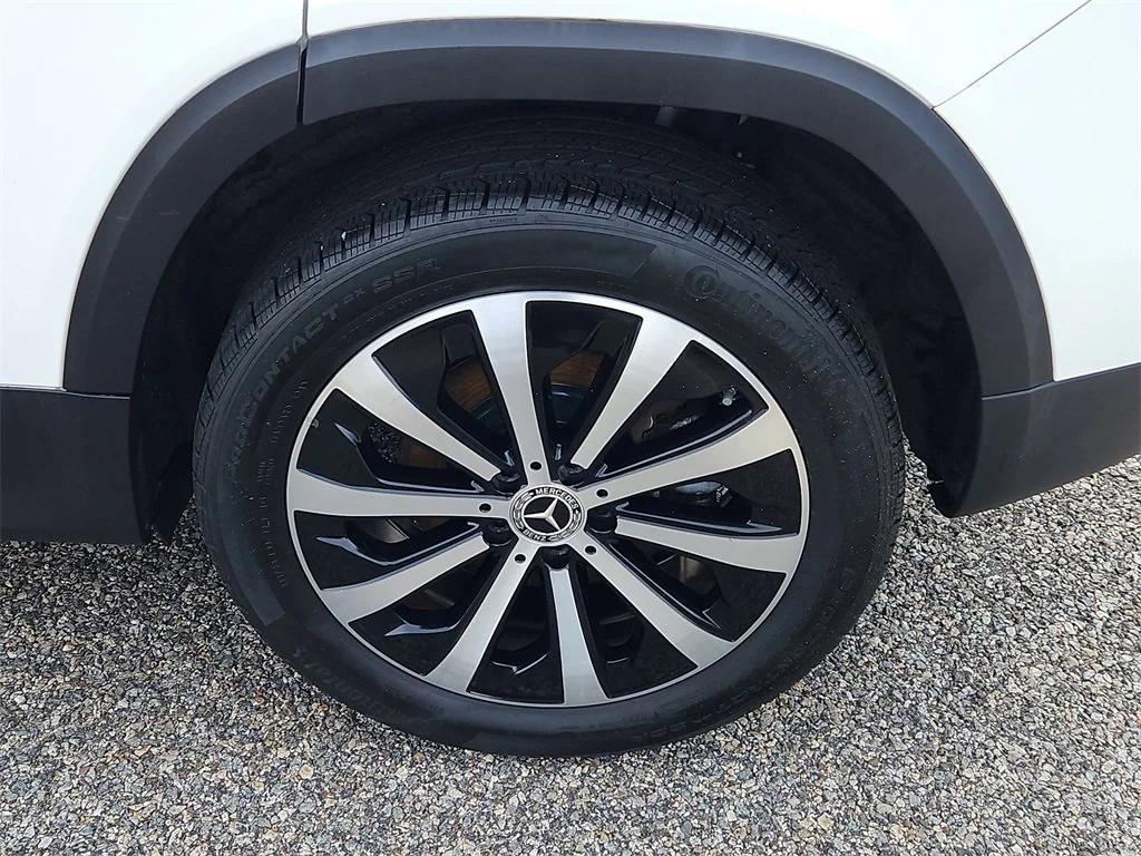 used 2021 Mercedes-Benz GLB 250 car, priced at $29,887