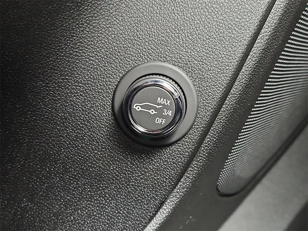 new 2025 Chevrolet Blazer car, priced at $46,985