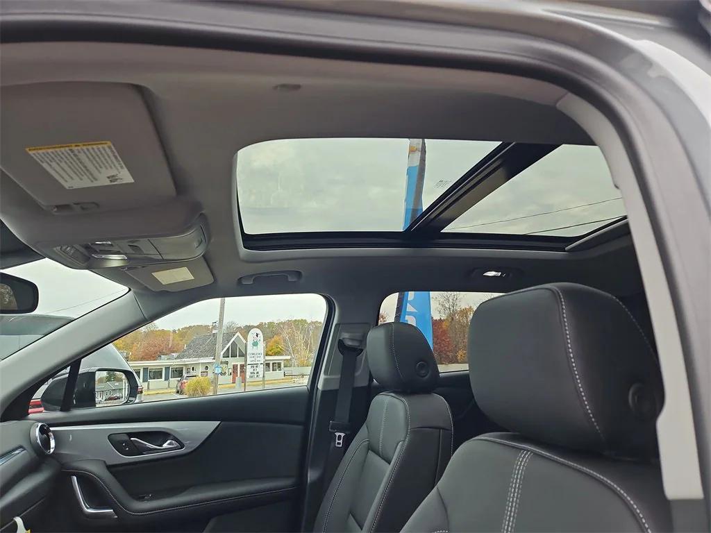 new 2025 Chevrolet Blazer car, priced at $46,985