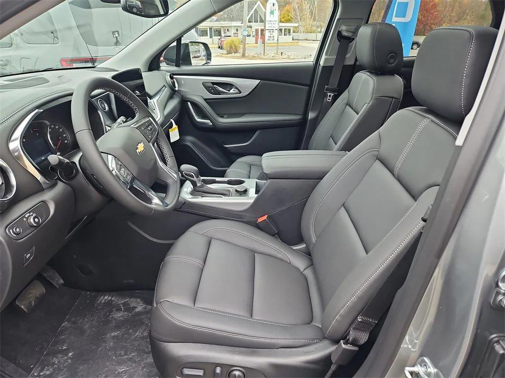 new 2025 Chevrolet Blazer car, priced at $46,985