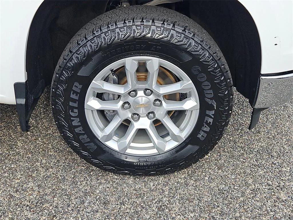 used 2023 Chevrolet Silverado 1500 car, priced at $32,987