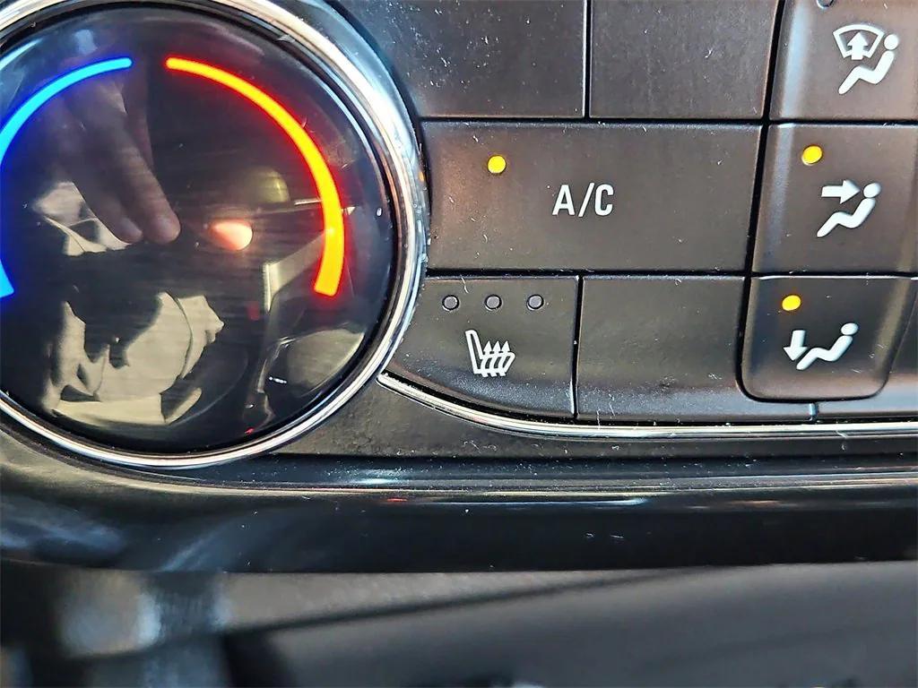 used 2024 Chevrolet TrailBlazer car, priced at $25,987