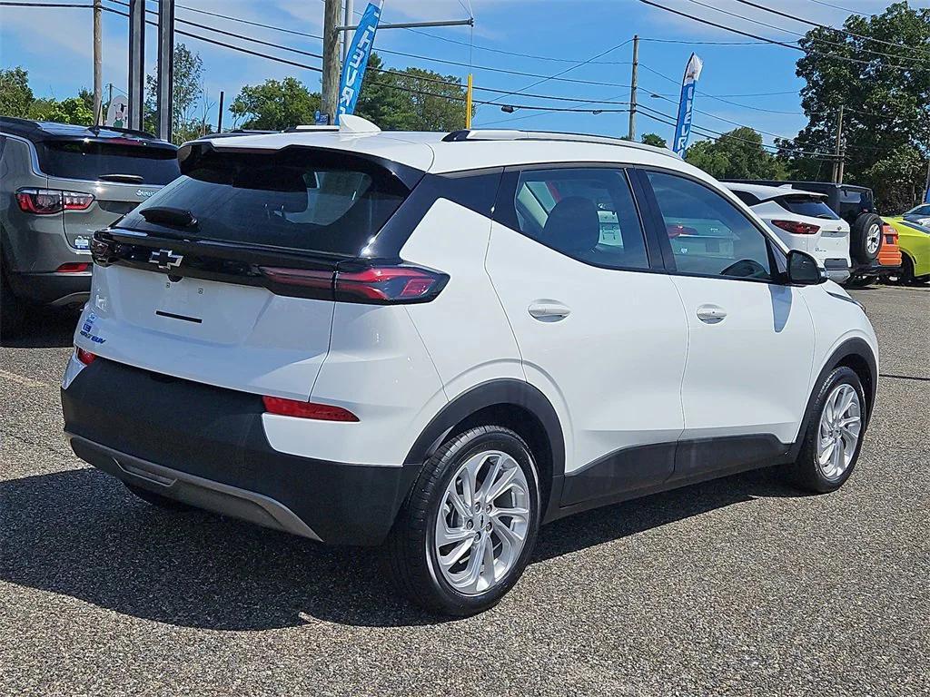 used 2022 Chevrolet Bolt EUV car, priced at $19,987