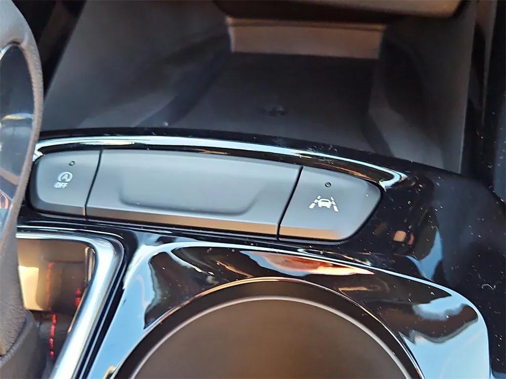 new 2025 Chevrolet Trax car, priced at $27,980