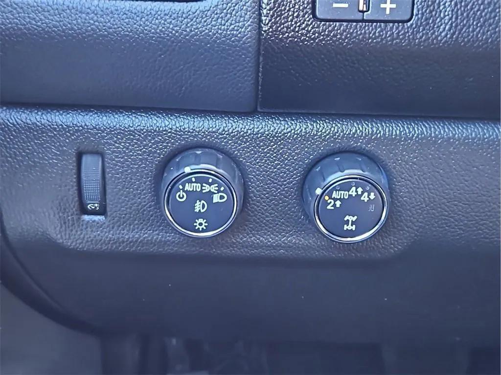 used 2022 Chevrolet Colorado car, priced at $33,987