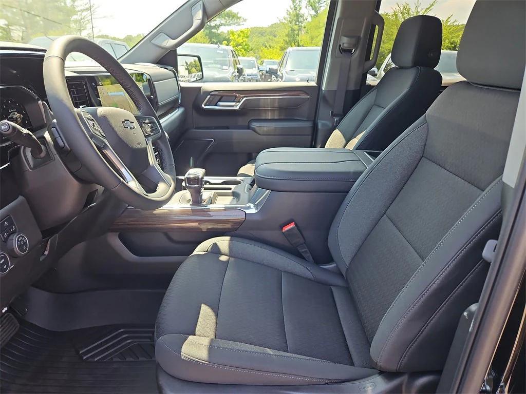 new 2025 Chevrolet Silverado 1500 car, priced at $57,270
