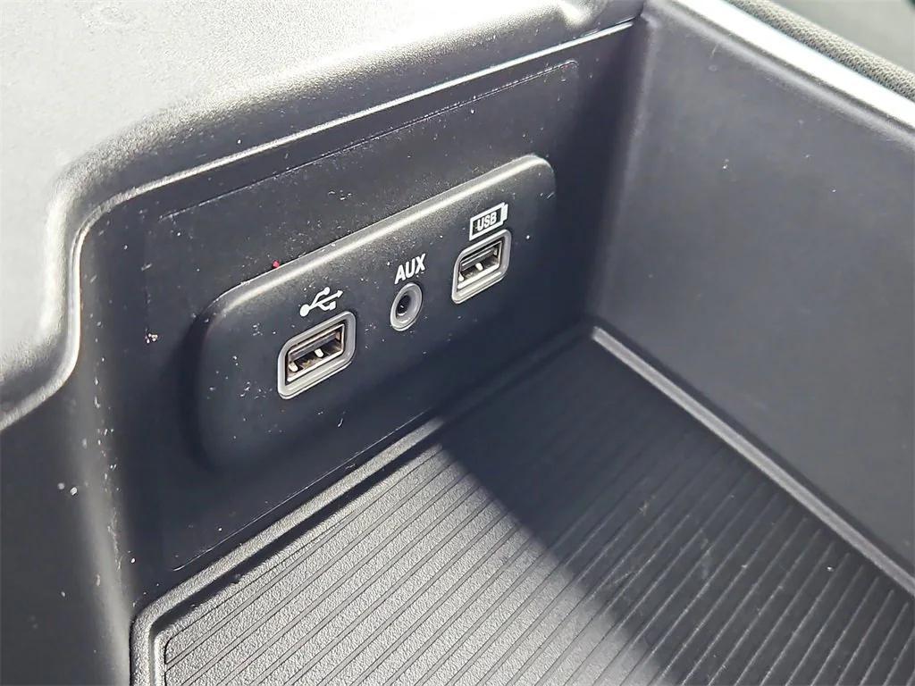 used 2021 Ram 1500 Classic car, priced at $27,987