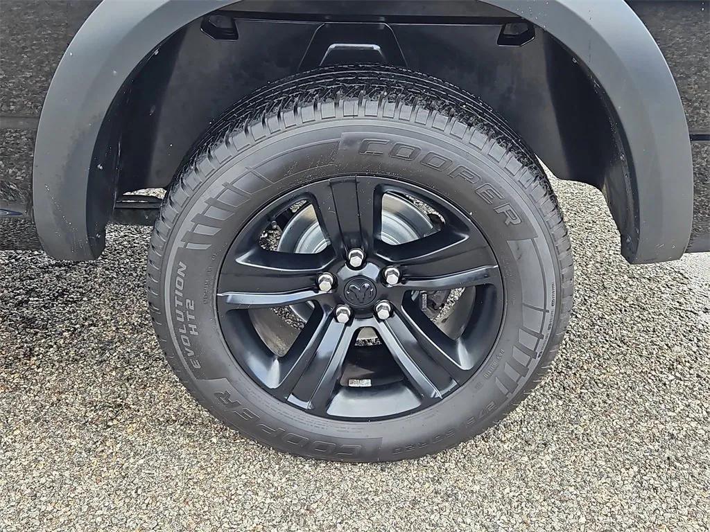 used 2021 Ram 1500 Classic car, priced at $27,987