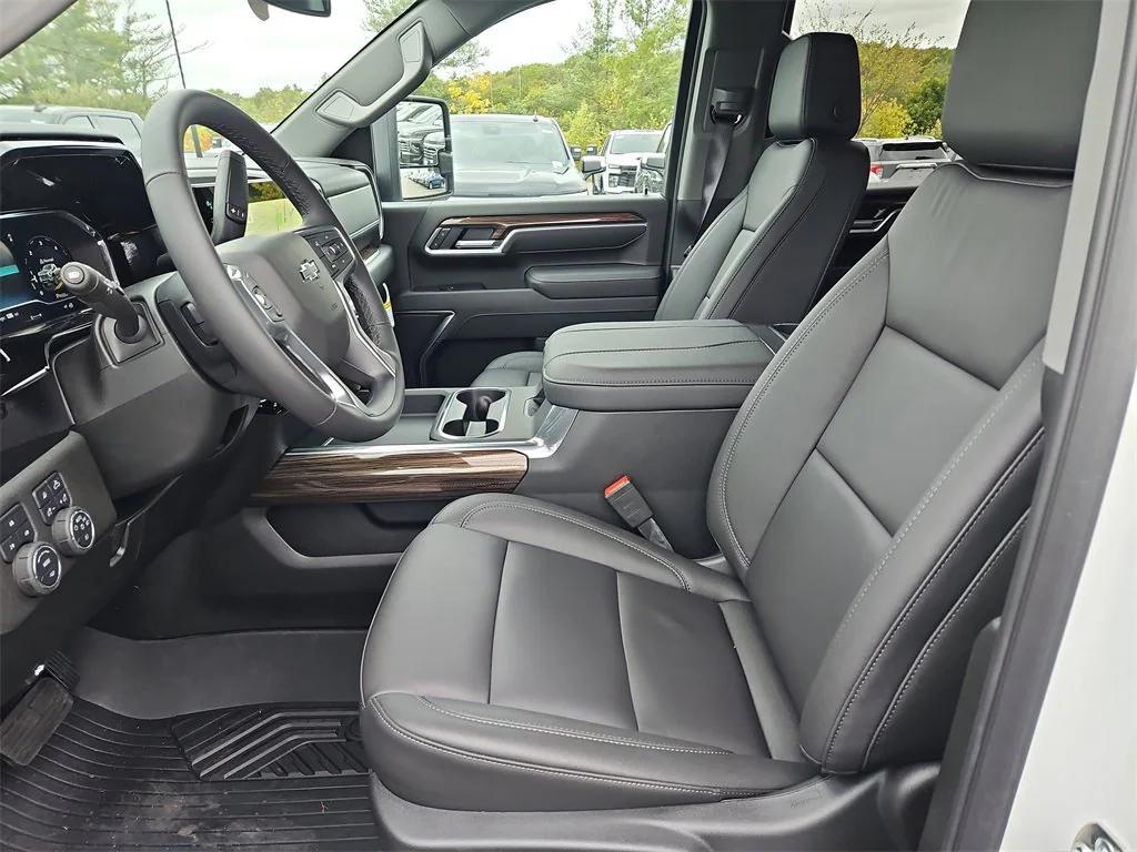 new 2025 Chevrolet Silverado 2500 car, priced at $67,039