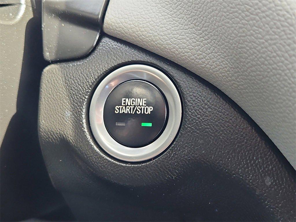 used 2022 Chevrolet Equinox car, priced at $21,387