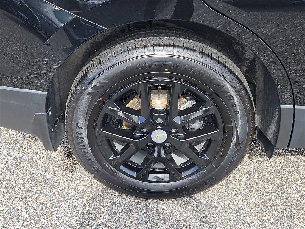 used 2022 Chevrolet Equinox car, priced at $21,387