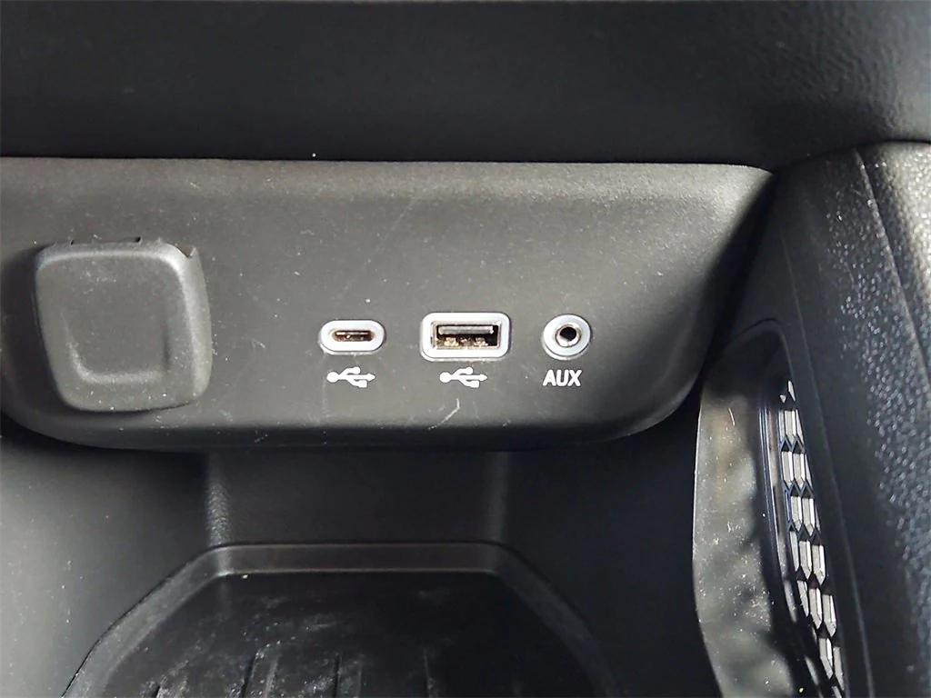 used 2023 Chevrolet TrailBlazer car, priced at $24,887