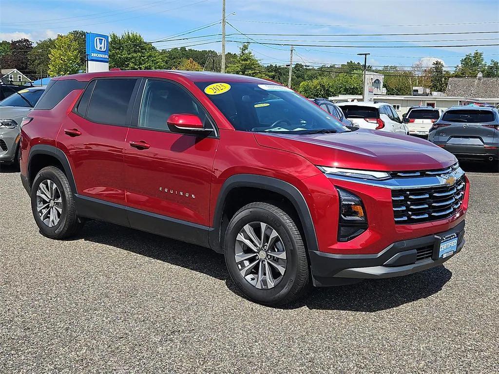 used 2025 Chevrolet Equinox car, priced at $30,987