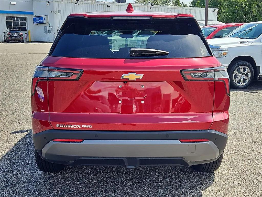 used 2025 Chevrolet Equinox car, priced at $30,987