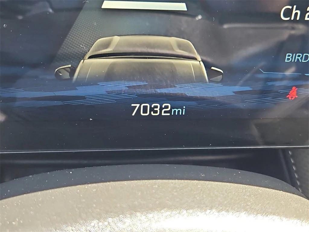 used 2025 Chevrolet Equinox car, priced at $30,987