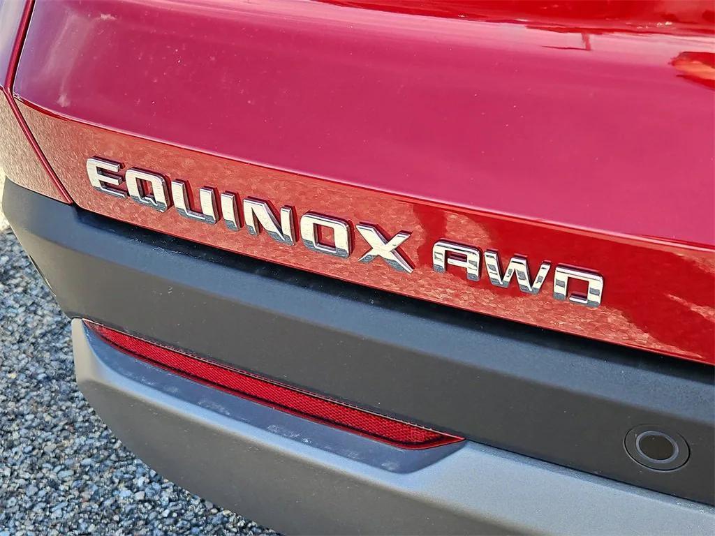 used 2025 Chevrolet Equinox car, priced at $30,987
