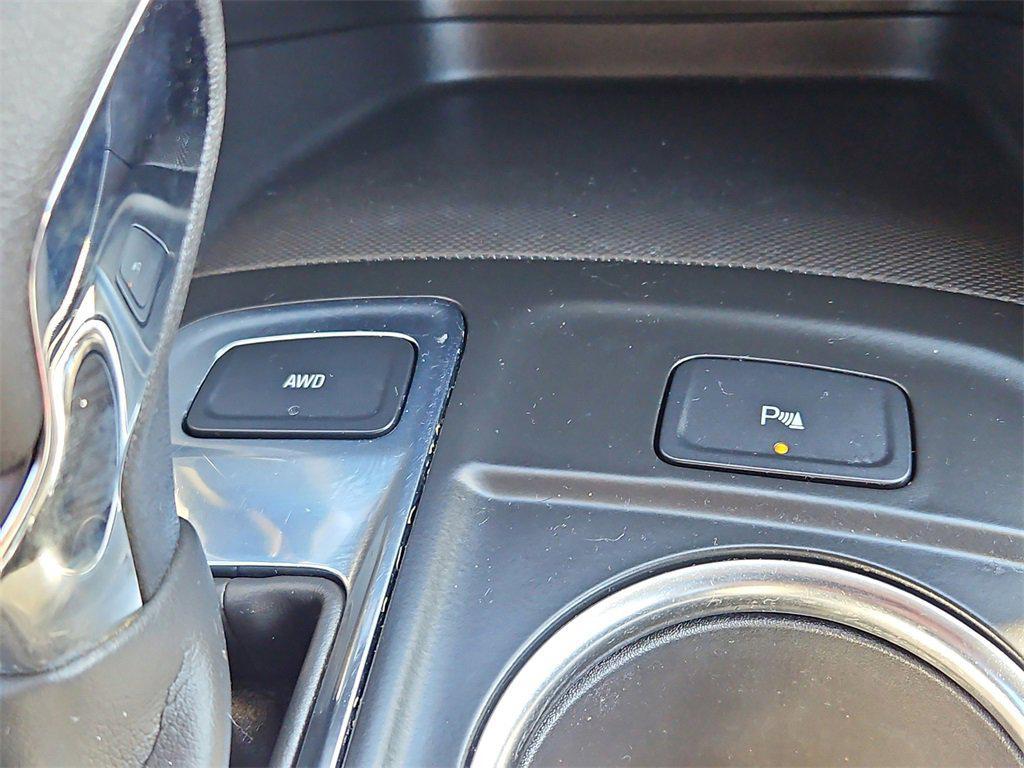 used 2023 Chevrolet Equinox car, priced at $22,787