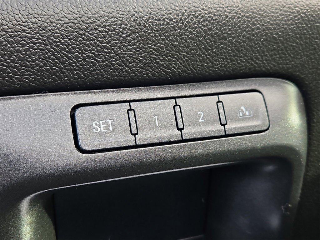 used 2018 GMC Sierra 1500 car, priced at $30,787