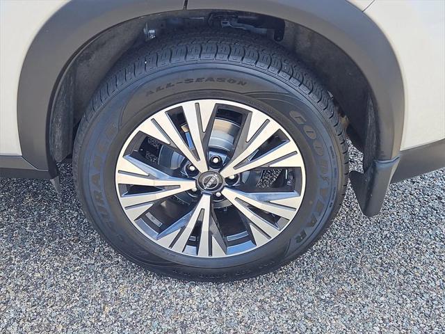 used 2022 Nissan Rogue car, priced at $25,487