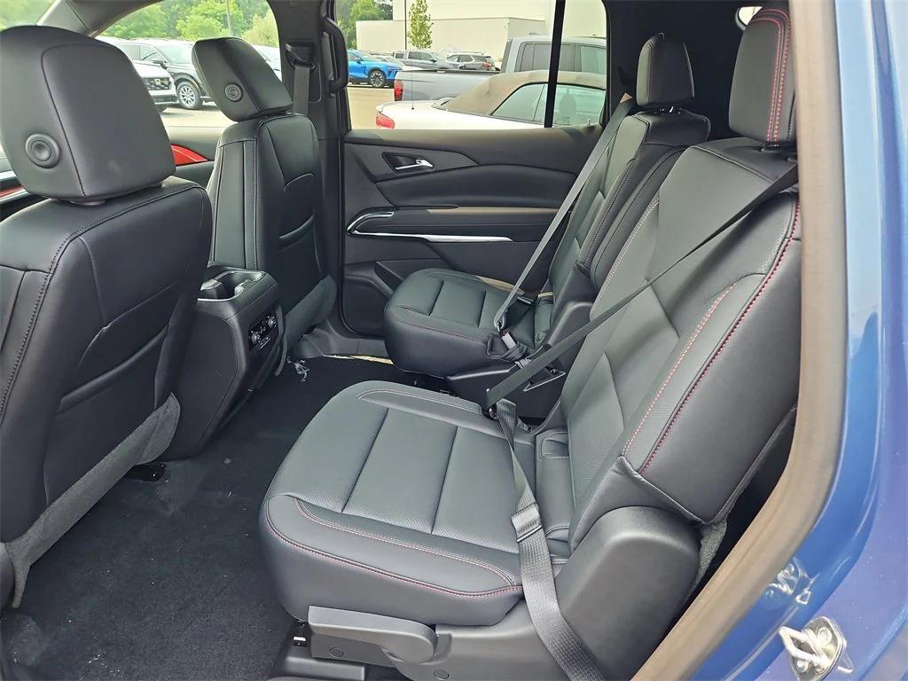 new 2026 Chevrolet Traverse car, priced at $51,094
