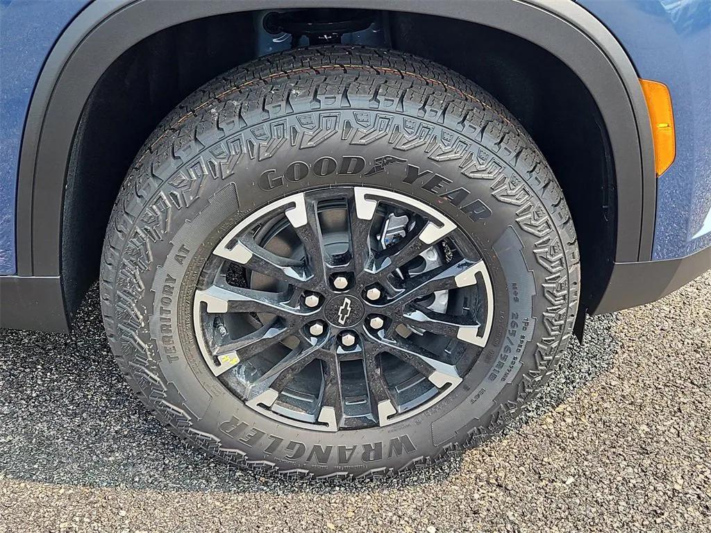 new 2026 Chevrolet Traverse car, priced at $51,094