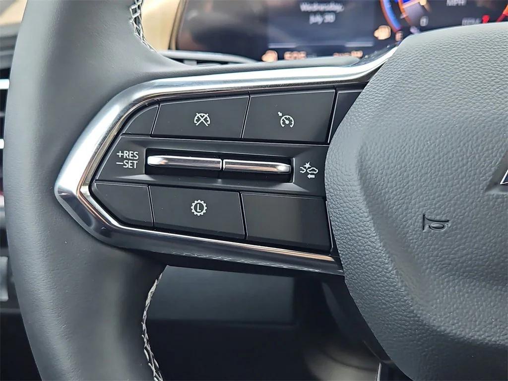 new 2025 Chevrolet Traverse car, priced at $49,660