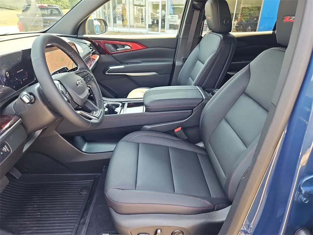 new 2025 Chevrolet Traverse car, priced at $49,660