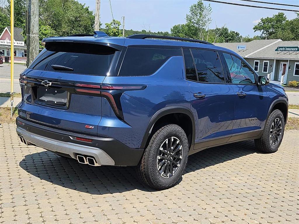 new 2025 Chevrolet Traverse car, priced at $49,660