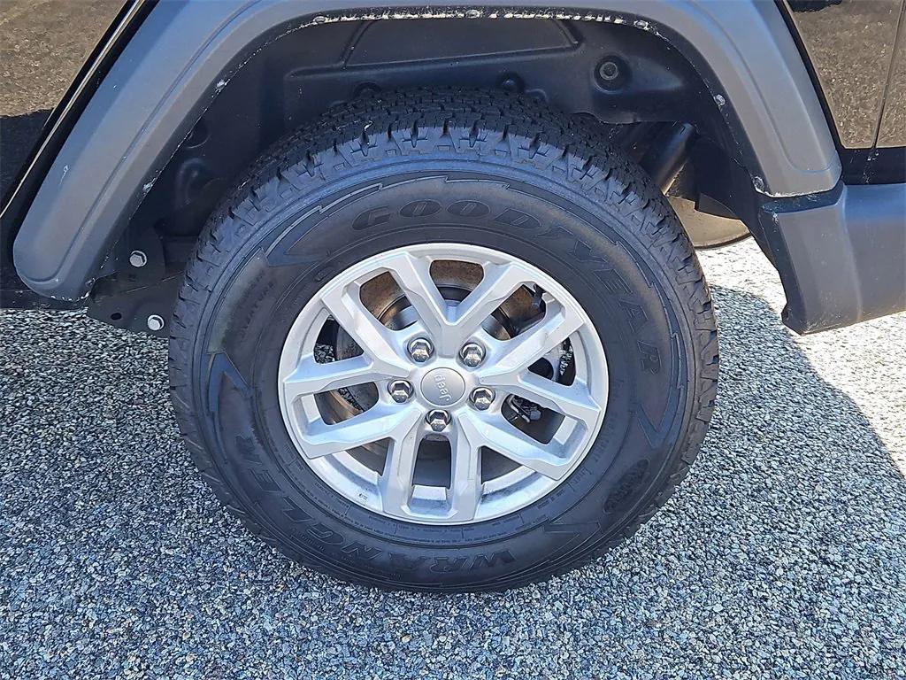 used 2023 Jeep Wrangler car, priced at $27,594