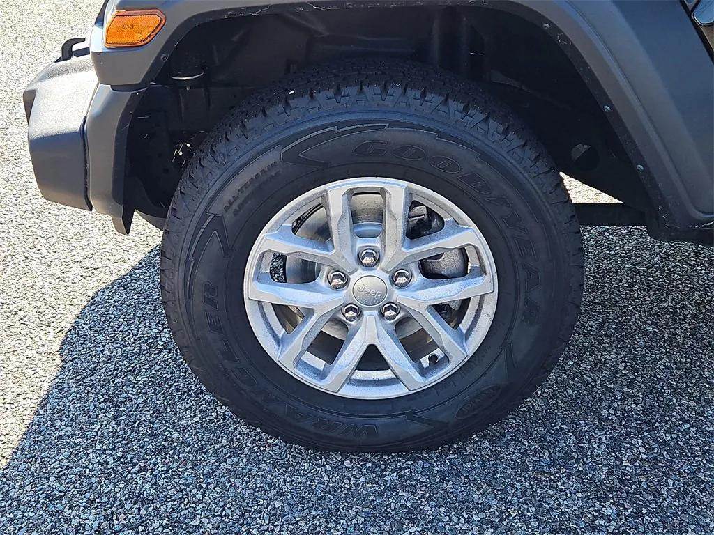 used 2023 Jeep Wrangler car, priced at $27,594