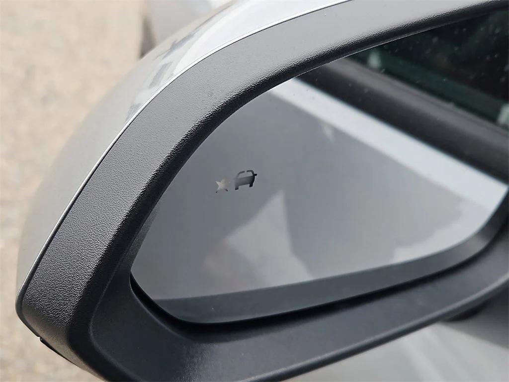 new 2026 Chevrolet Equinox EV car, priced at $34,390