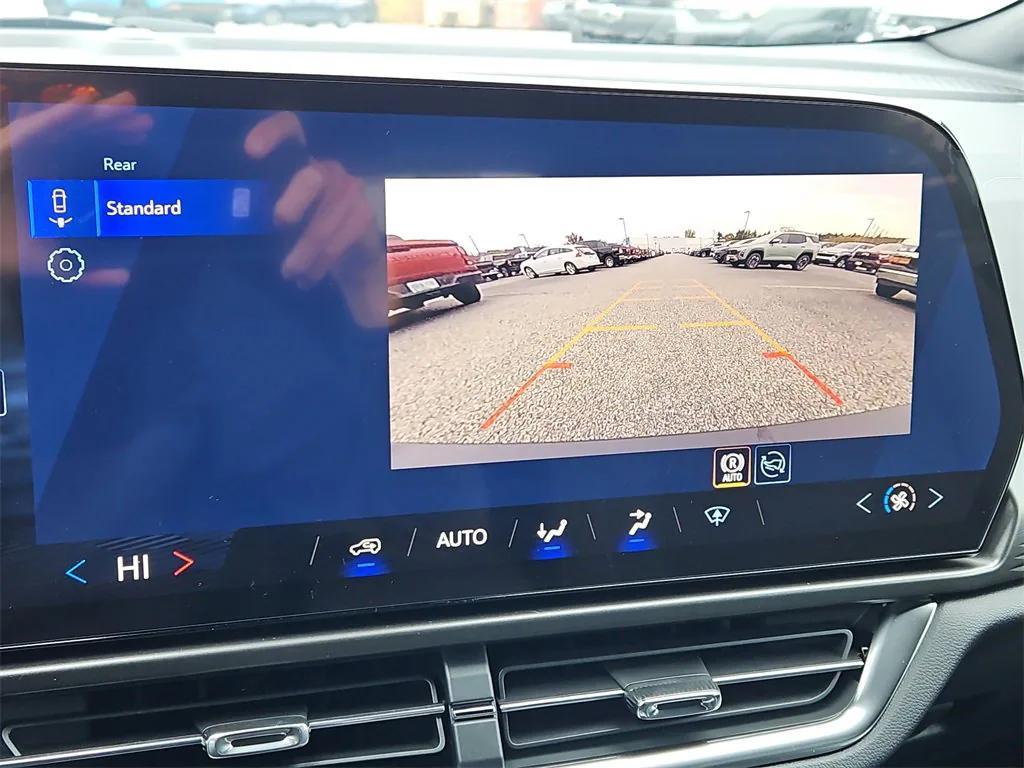 new 2026 Chevrolet Equinox EV car, priced at $34,390