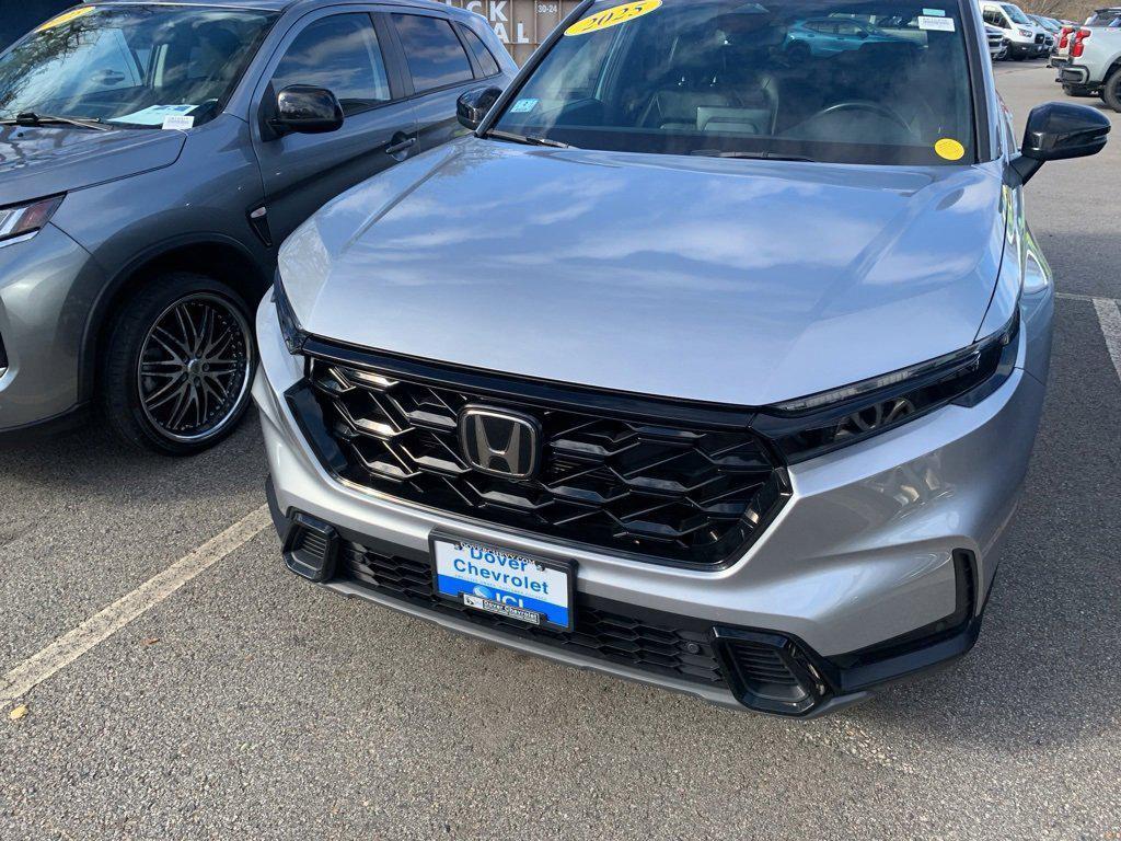 used 2025 Honda CR-V Hybrid car, priced at $36,987