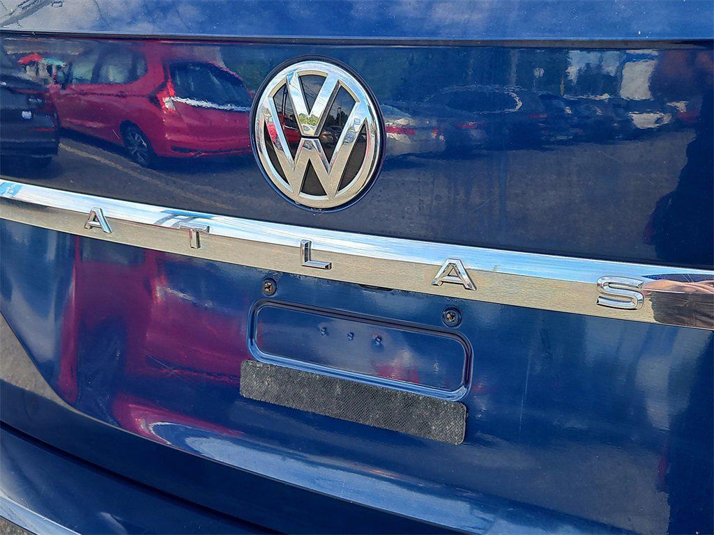 used 2018 Volkswagen Atlas car, priced at $12,987