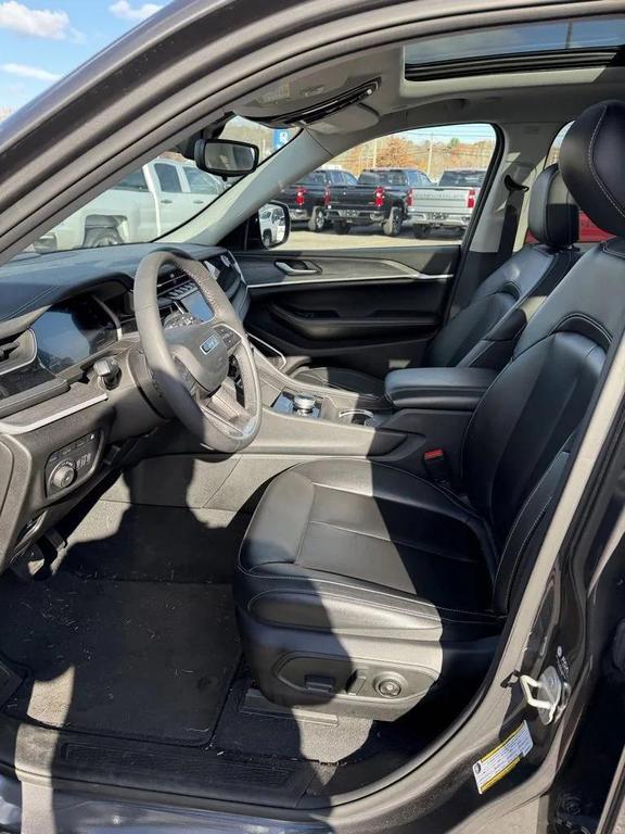 used 2023 Jeep Grand Cherokee 4xe car, priced at $28,987