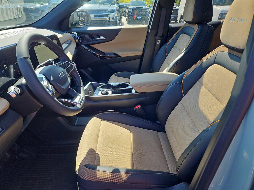 new 2026 Chevrolet Equinox car, priced at $39,215
