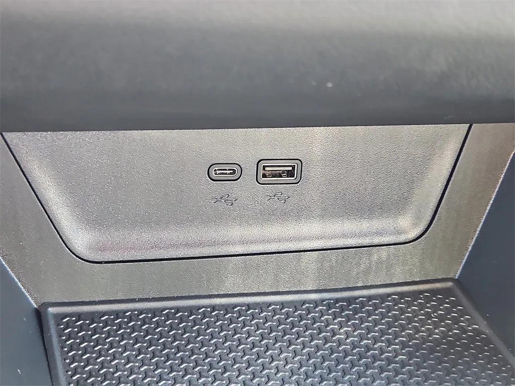 new 2026 Chevrolet Equinox car, priced at $37,215